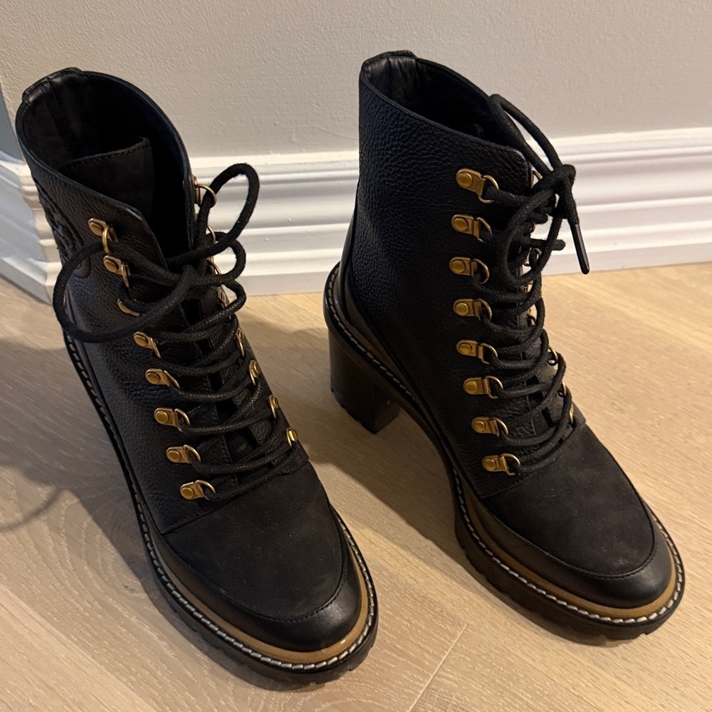 Tory Burch, Black Lace-Up Women's Boots, Size 6.5